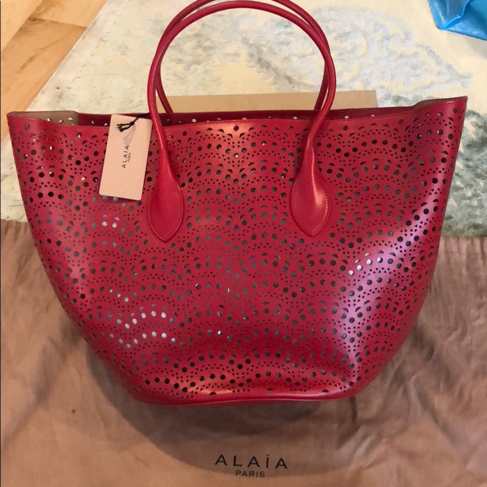 Alaia - Laser cut shopper tote vienne SOLD
